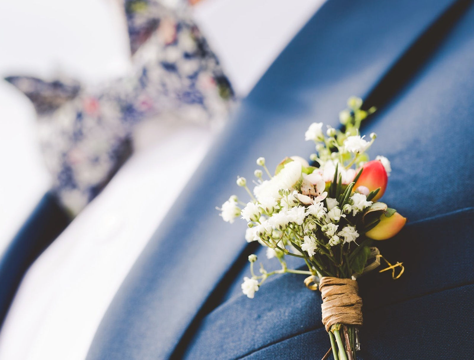Boutonniere_edited.jpg